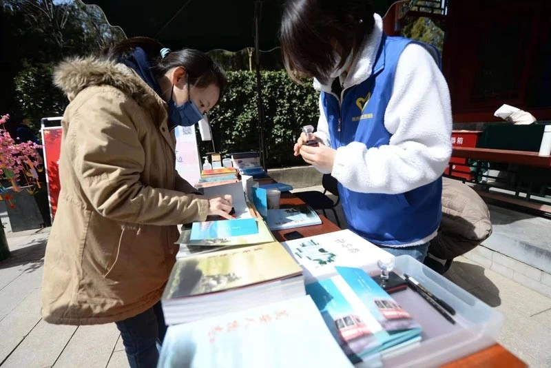 北京最早建立历史最长现代公墓上百位名人墓上线